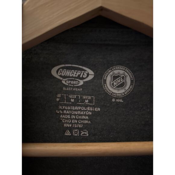 Tampa Bay Lightning T-shirt - Picture 2 of 3